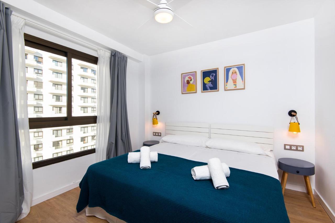 Aloha Puerto Private Apartment 1St Line Carihuela Beach Torremolinos Buitenkant foto