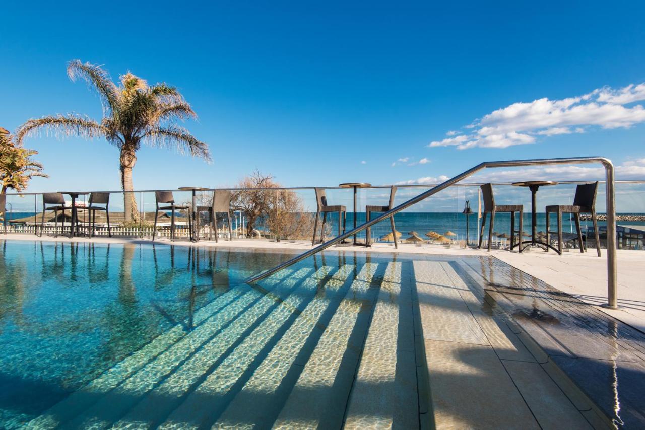 Aloha Puerto Private Apartment 1St Line Carihuela Beach Torremolinos Buitenkant foto