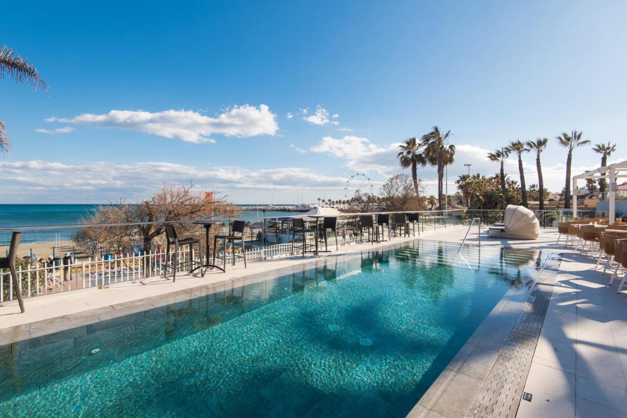Aloha Puerto Private Apartment 1St Line Carihuela Beach Torremolinos Buitenkant foto